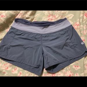 Lululemon size 6 shorts